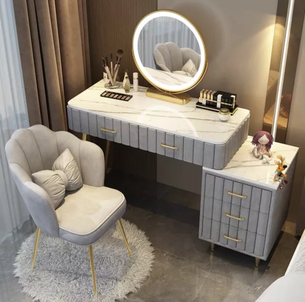 Lumière Chic Vanity