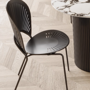 Silhouette Noir Dining Chair