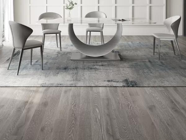 Moderno Minimale Dining Table