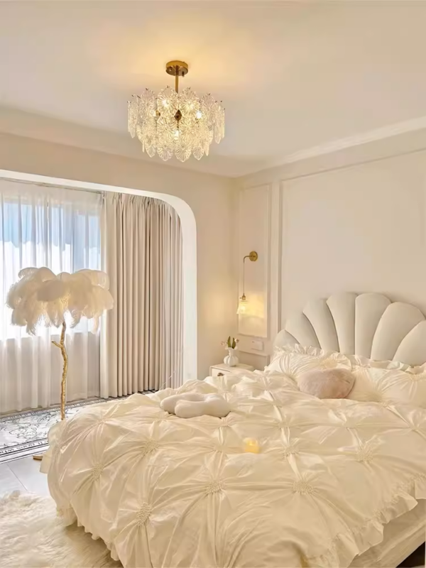 The Elegant Shell Bed