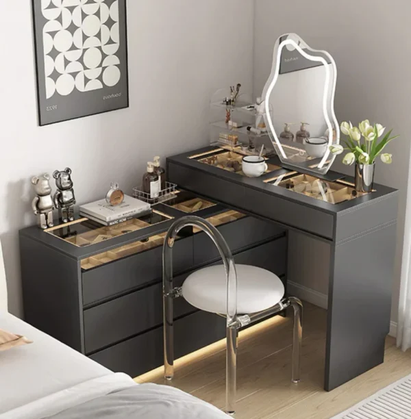 Decadent Geometric Vanity Set